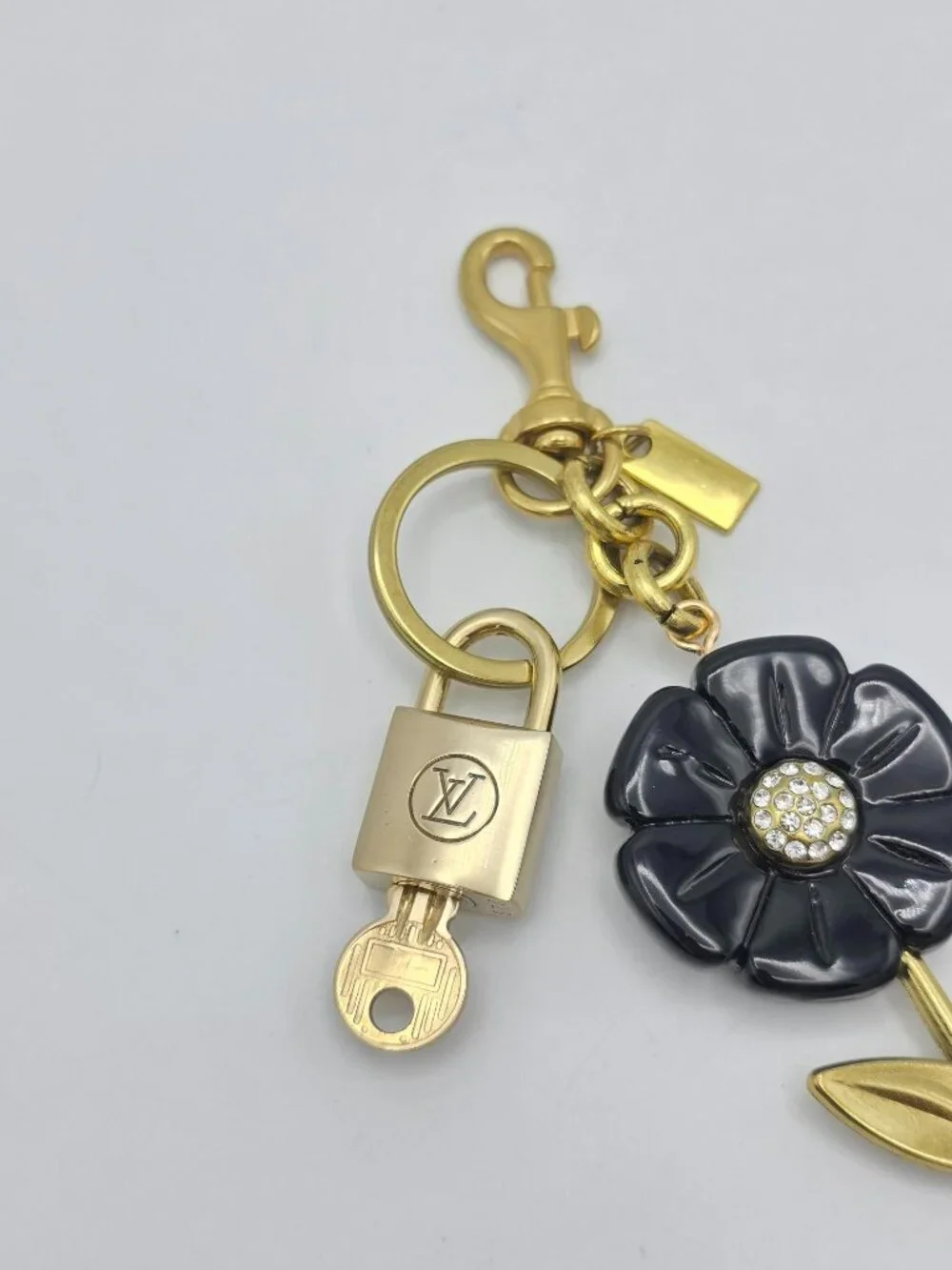 Authentic Louis Vuitton Gold Lock 🔒 Unbranded Flower Keychain Bag Charm LV